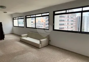 Foto 1 de Apartamento com 3 Quartos à venda, 128m² em Itaim Bibi, São Paulo