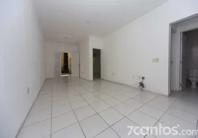 Foto 1 de Apartamento com 2 Quartos para alugar, 90m² em Parreão, Fortaleza