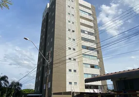 Foto 1 de Apartamento com 3 Quartos à venda, 128m² em Zona I, Umuarama