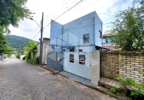 Foto 1 de Casa com 2 Quartos para alugar, 47m² em Morro das Pedras, Florianópolis