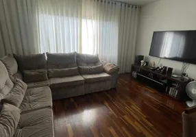 Foto 1 de Sobrado com 3 Quartos à venda, 172m² em Vila Aquilino, Santo André