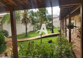 Foto 1 de Casa com 4 Quartos para alugar, 600m² em Vigilato Pereira, Uberlândia