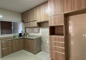 Foto 1 de Casa com 3 Quartos à venda, 168m² em Segismundo Pereira, Uberlândia