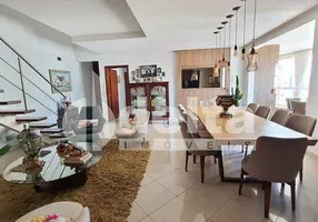 Foto 1 de Apartamento com 4 Quartos à venda, 245m² em Centro, Uberlândia