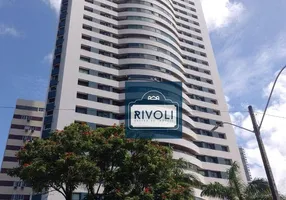 Foto 1 de Apartamento com 4 Quartos à venda, 205m² em Jaqueira, Recife