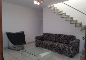 Sobrado com 4 Quartos à venda, 234m² em Vila Helena, Santo André - imagem 1 Foto 1 de Sobrado com 4 Quartos à venda, 234m² em Vila Helena, Santo André