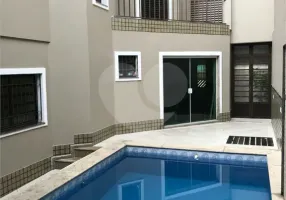 Foto 1 de Sobrado com 4 Quartos à venda, 300m² em Vila Irmãos Arnoni, São Paulo