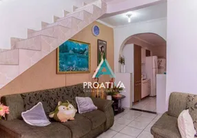 Foto 1 de Sobrado com 2 Quartos para alugar, 90m² em Vila Luzita, Santo André