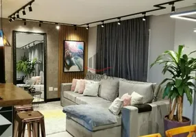 Foto 1 de Casa de Condomínio com 3 Quartos à venda, 200m² em Vila Invernada, São Paulo