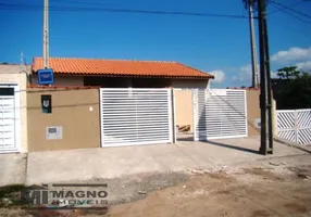 Foto 1 de Casa com 2 Quartos à venda, 70m² em , Itanhaém