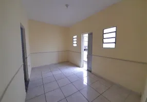 Foto 1 de Apartamento com 3 Quartos para alugar, 79m² em Nossa Senhora de Fátima, Nilópolis