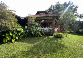 Foto 1 de Casa com 4 Quartos à venda, 320m² em Iúcas, Teresópolis