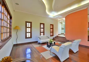 Foto 1 de Casa com 7 Quartos à venda, 600m² em Park Way , Brasília