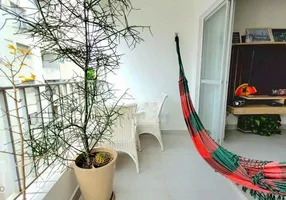 Foto 1 de Apartamento com 2 Quartos à venda, 75m² em Jardim Las Palmas, Guarujá