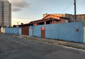 Foto 1 de Casa com 2 Quartos à venda, 220m² em Centro, Jacareí