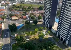 Foto 1 de Apartamento com 3 Quartos à venda, 192m² em Santa Mônica, Feira de Santana