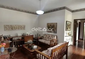 Foto 1 de Casa com 3 Quartos à venda, 169m² em Itapoã, Belo Horizonte