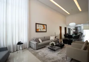 Foto 1 de Casa de Condomínio com 4 Quartos à venda, 276m² em Loteamento Portal do Sol II, Goiânia