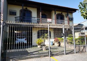 Foto 1 de Casa com 6 Quartos à venda, 493m² em  Vila Valqueire, Rio de Janeiro