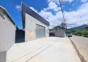 Foto 1 de Galpão/Depósito/Armazém para alugar, 262m² em Martim de Sa, Caraguatatuba