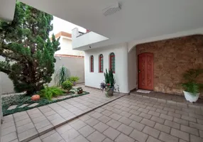 Foto 1 de Casa com 3 Quartos à venda, 309m² em Parque dos Passaros, São Bernardo do Campo