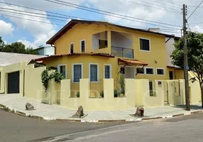 Foto 1 de Sobrado com 3 Quartos à venda, 279m² em Jardim Chapadão, Campinas