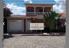 Foto 1 de Sobrado com 3 Quartos à venda, 312m² em Jardim Santa Maria, Jacareí