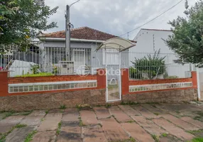 Foto 1 de Casa com 3 Quartos à venda, 110m² em Nonoai, Porto Alegre