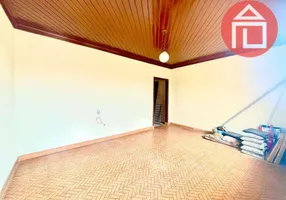 Foto 1 de Casa com 3 Quartos à venda, 224m² em Vila Mota, Bragança Paulista