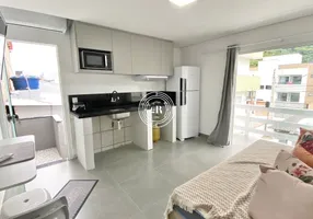 Foto 1 de Casa com 2 Quartos para alugar, 70m² em Nacoes, Balneário Camboriú