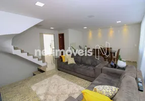 Foto 1 de Casa com 3 Quartos à venda, 182m² em Sagrada Família, Belo Horizonte