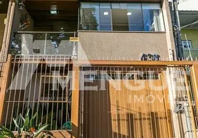 Foto 1 de Casa com 3 Quartos à venda, 156m² em Cristo Redentor, Porto Alegre