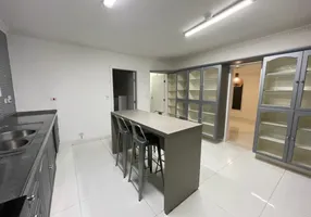 Foto 1 de Casa de Condomínio com 4 Quartos para alugar, 350m² em Alphaville, Barueri