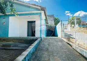 Foto 1 de Casa com 2 Quartos à venda, 120m² em Centro, Itamaraju