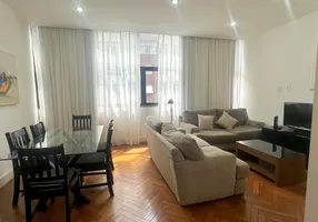 Foto 1 de Apartamento com 3 Quartos para alugar, 120m² em Copacabana, Rio de Janeiro
