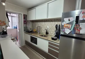 Foto 1 de Apartamento com 2 Quartos à venda, 60m² em Capoeiras, Florianópolis