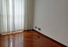 Foto 1 de Apartamento com 2 Quartos à venda, 56m² em Vila Marieta, São Paulo