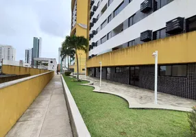 Foto 1 de Apartamento com 3 Quartos à venda, 98m² em Lagoa Nova, Natal