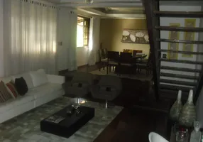Foto 1 de Casa com 3 Quartos à venda, 271m² em Fernão Dias, Belo Horizonte