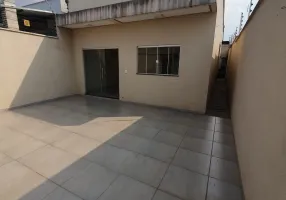 Foto 1 de Casa com 3 Quartos para alugar, 100m² em NOVA MARABA, Marabá