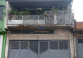 Foto 1 de Casa com 11 Quartos à venda, 440m² em Parque Santa Madalena, São Paulo