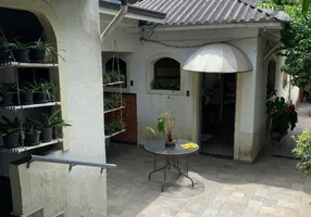 Foto 1 de Casa com 4 Quartos à venda, 350m² em Água Rasa, São Paulo