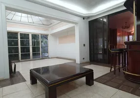 Foto 1 de Casa com 4 Quartos para venda ou aluguel, 187m² em Jardim Petrópolis, São Paulo
