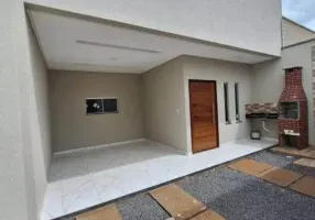 Foto 1 de Casa com 2 Quartos à venda, 200m² em Vila Geni, Itapecerica da Serra