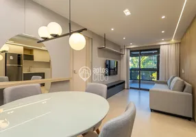 Foto 1 de Apartamento com 2 Quartos para alugar, 80m² em Cabral, Curitiba