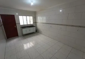 Foto 1 de Casa com 2 Quartos para alugar, 60m² em Jardim Paineira, Itaquaquecetuba