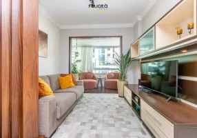 Foto 1 de Apartamento com 3 Quartos à venda, 76m² em Centro, Balneário Camboriú