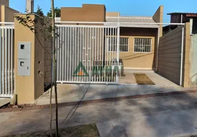 Foto 1 de Casa com 2 Quartos à venda, 76m² em Maraba, Londrina