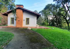 Foto 1 de Casa com 3 Quartos à venda, 254m² em Serra da Cantareira, Mairiporã