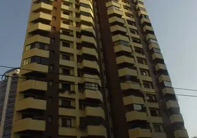 Foto 1 de Apartamento com 4 Quartos à venda, 300m² em Jardim Guedala, São Paulo
